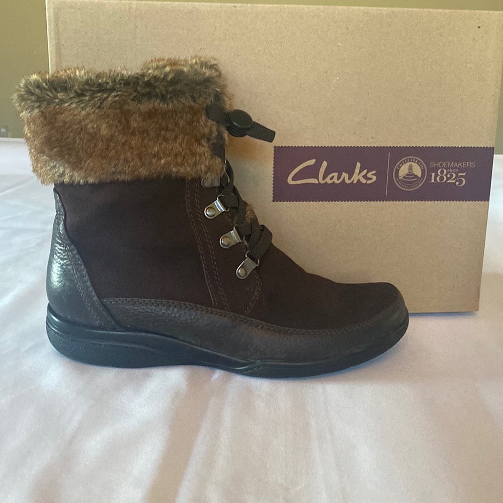Clarks winter boot, size 8 wide